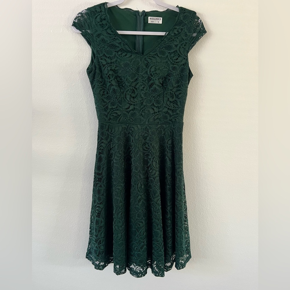 Elegant Green Lace Dress